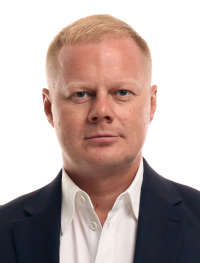 Евгений Тихонов