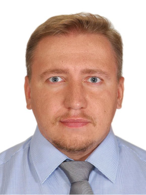Максим Смирнов